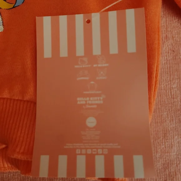 Hello Kitty Baby Outfit - Size 6-9 Months - Picture 9 of 9